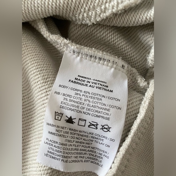 Nike XL cream woman’s sweatshirt - Picture 3 of 4